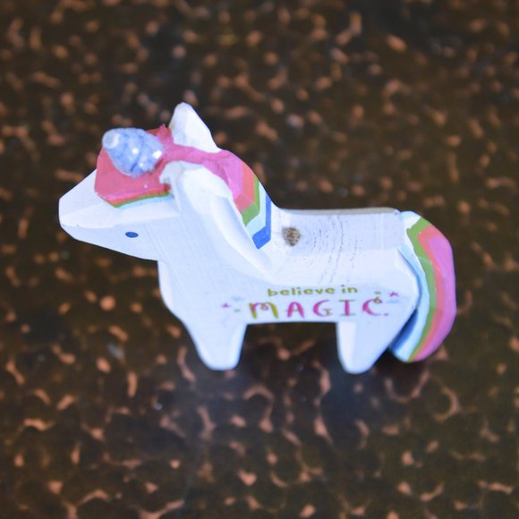 Mudworks Pottery Elwood the Unicorn Planter with Unicorn ornament - Picture 12 of 12